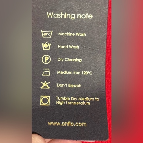 Elegant Red Women's Sweater CNFIO size L NWT - Picture 3 of 6